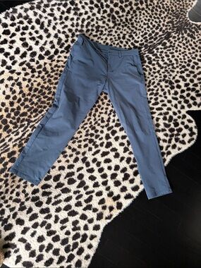 Men’s Lulu lemon pants
